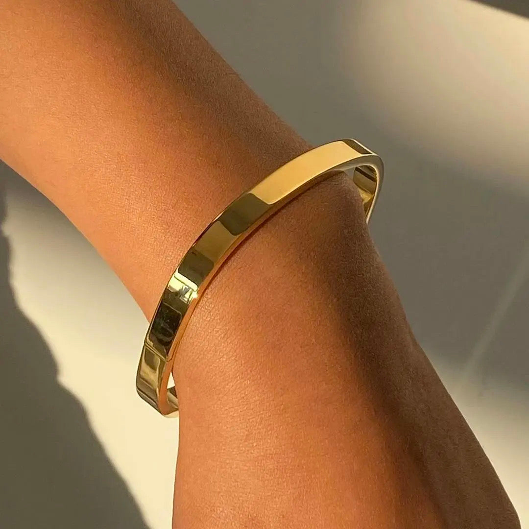 Ines Gold Bangle | 18K Gold Plated