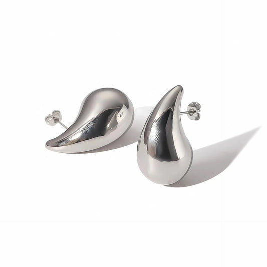 Tear Drop Silver Earrings