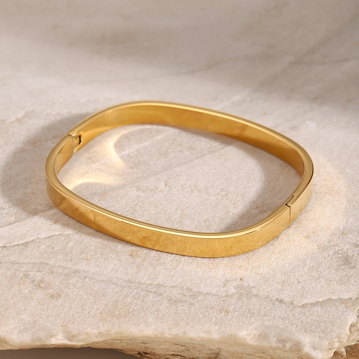 Ines Gold Bangle | 18K Gold Plated