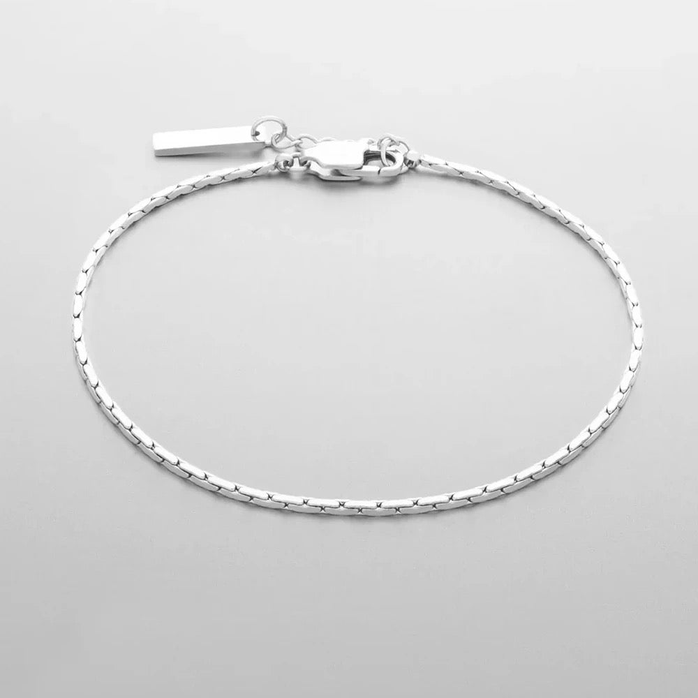 Aadil Silver Bracelet | Unisex